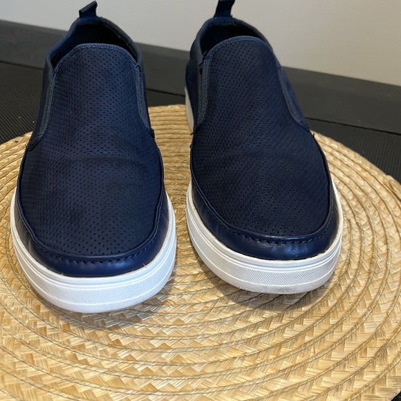 Reaction by Keneth Cole Slip-on Sneakers Size 10 - Picture 2 of 13